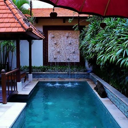Villa Heliconia スミニャック エクステリア 写真