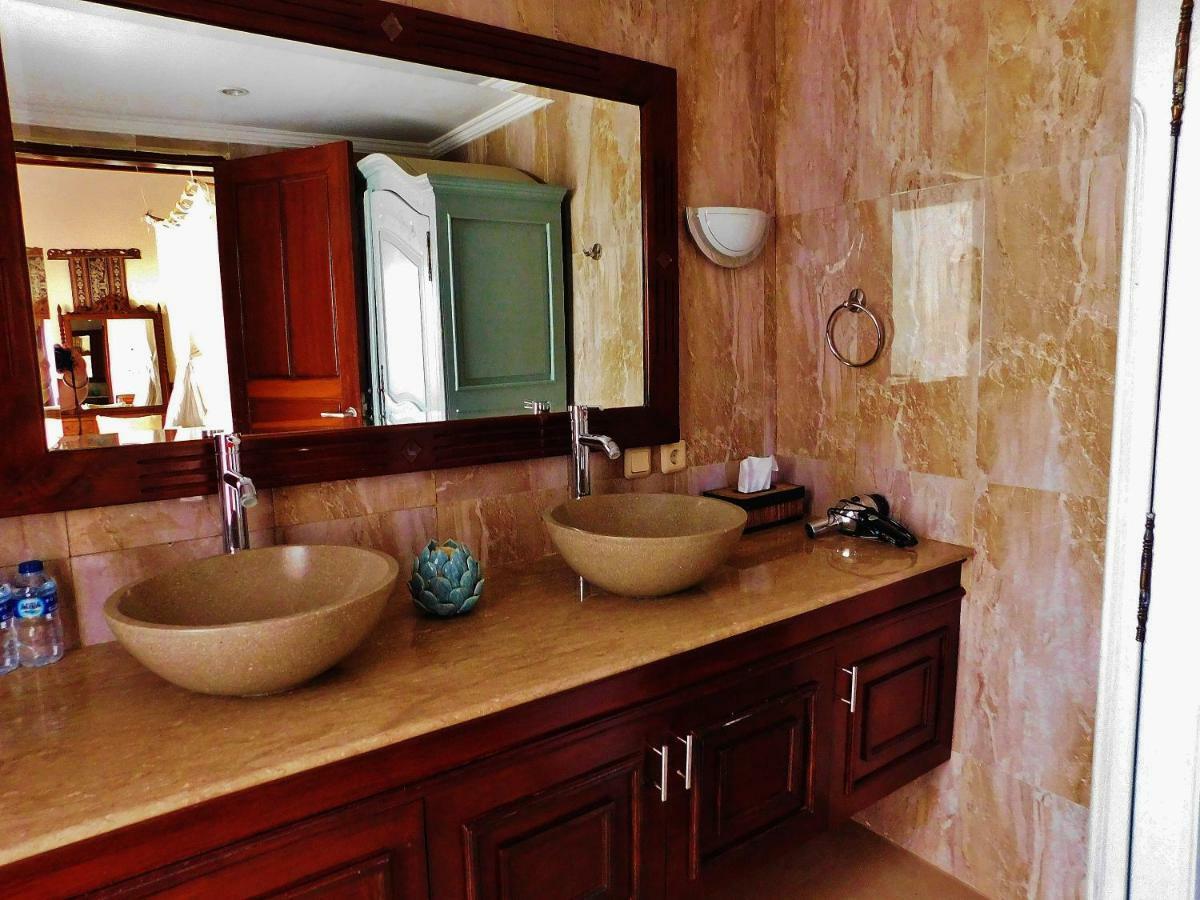 Villa Heliconia スミニャック エクステリア 写真