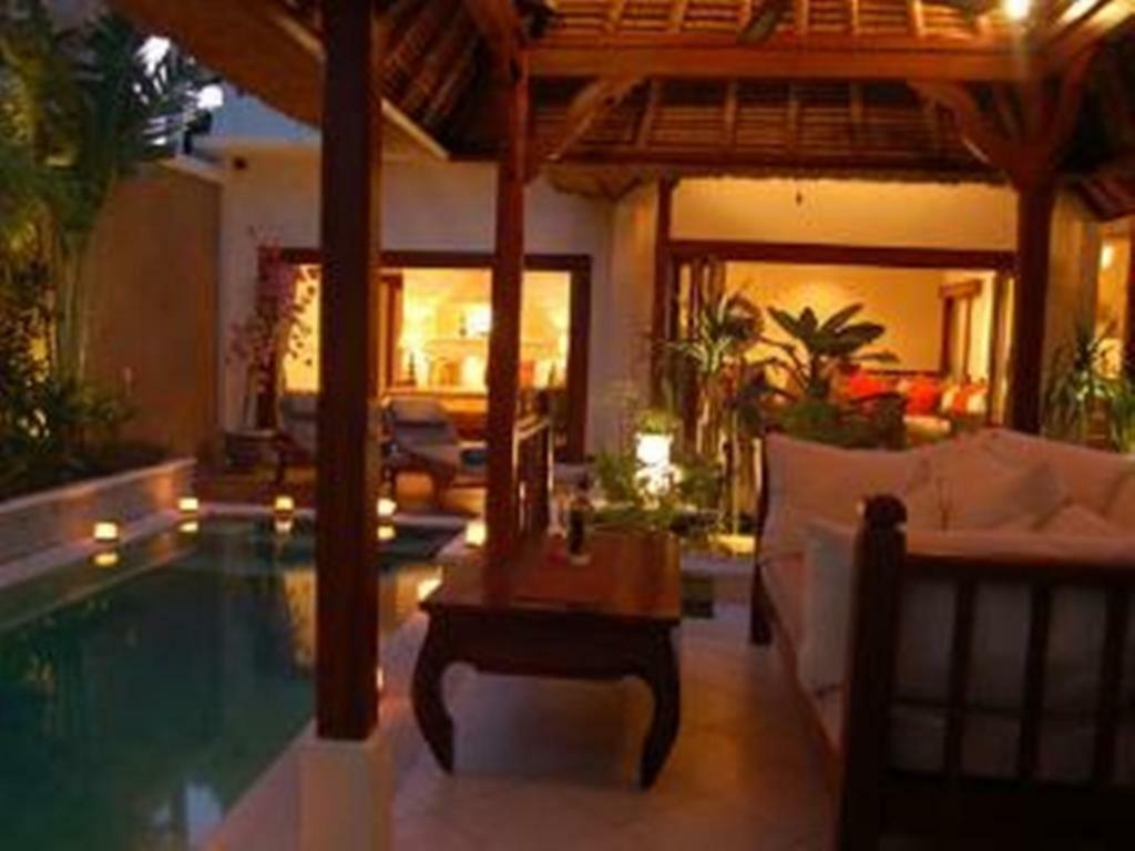 Villa Heliconia スミニャック エクステリア 写真